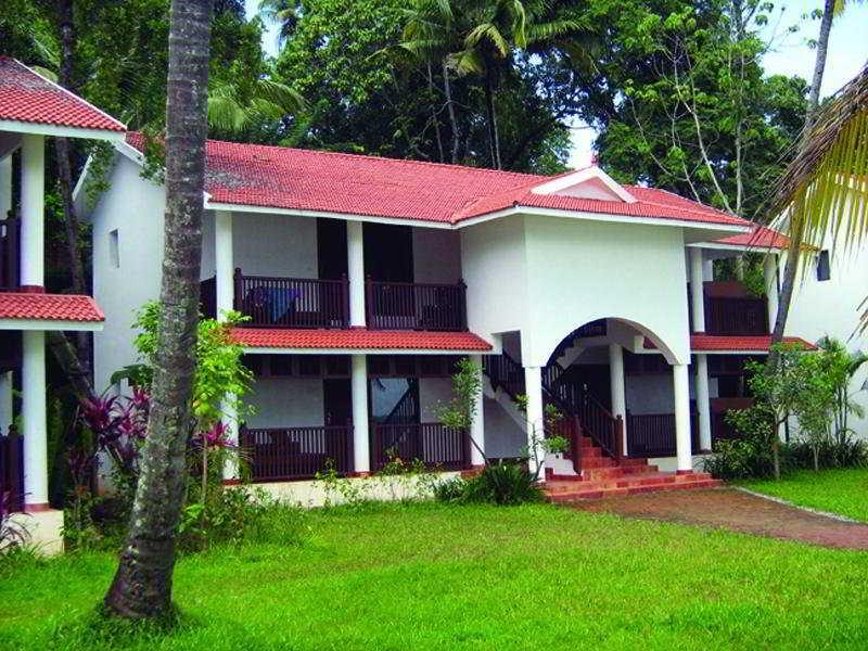 Club Mahindra Ashtamudi Hotel Nindakara Exterior photo