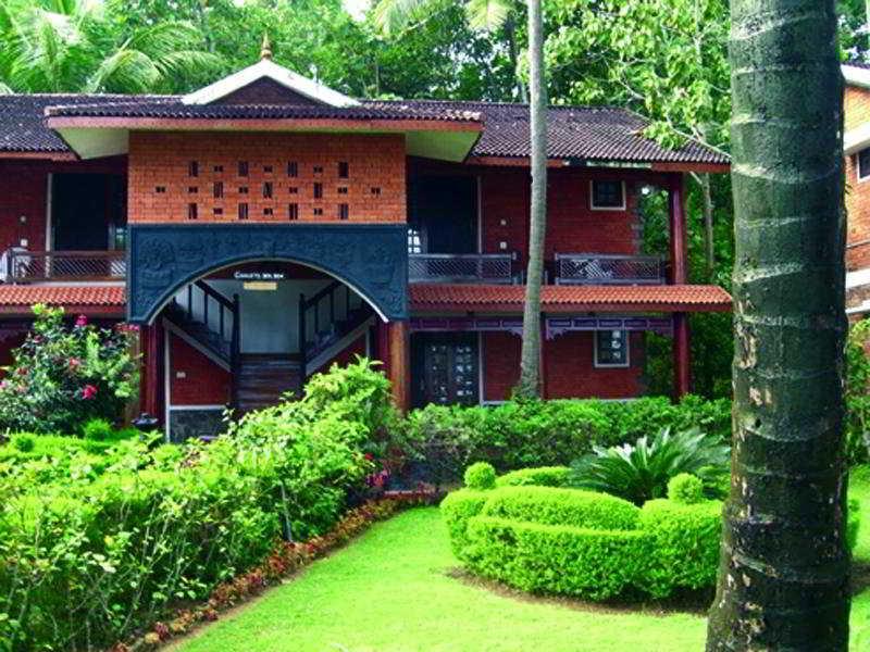 Club Mahindra Ashtamudi Hotel Nindakara Exterior photo